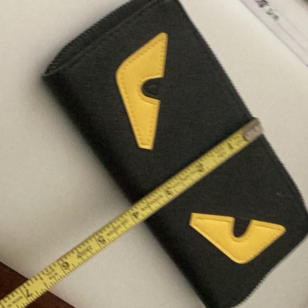Unbranded Black and Yellow Eye Wallet - Picture 6 of 6